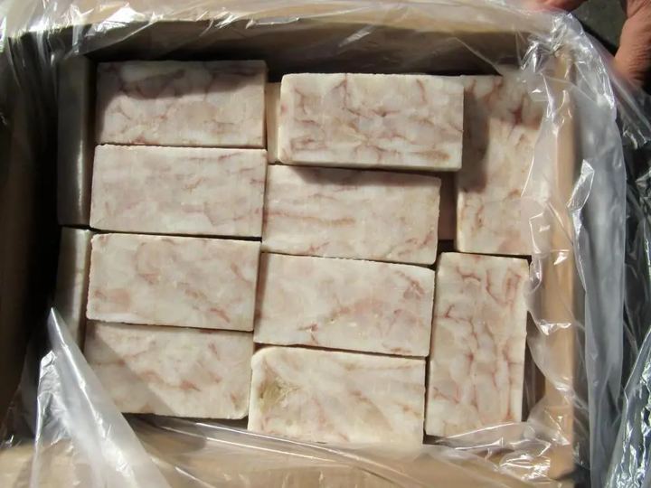 Фото Филе минтая без кожи и без кости (кубики) 1/5 штучная заморозка